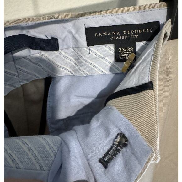 Banana Republic Classic Fit Men's‎ Dress Pants Khaki 33/32 - Picture 3 of 4